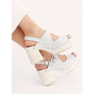 NEW Free People Belem's Clogs in White